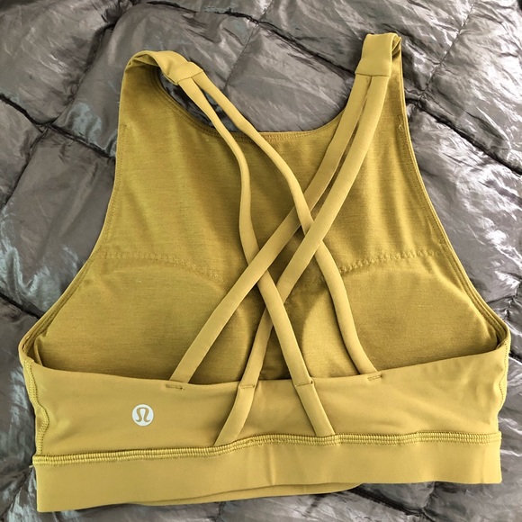 🍋 Lululemon Energy bra high neck size 4 - Picture 1 of 8
